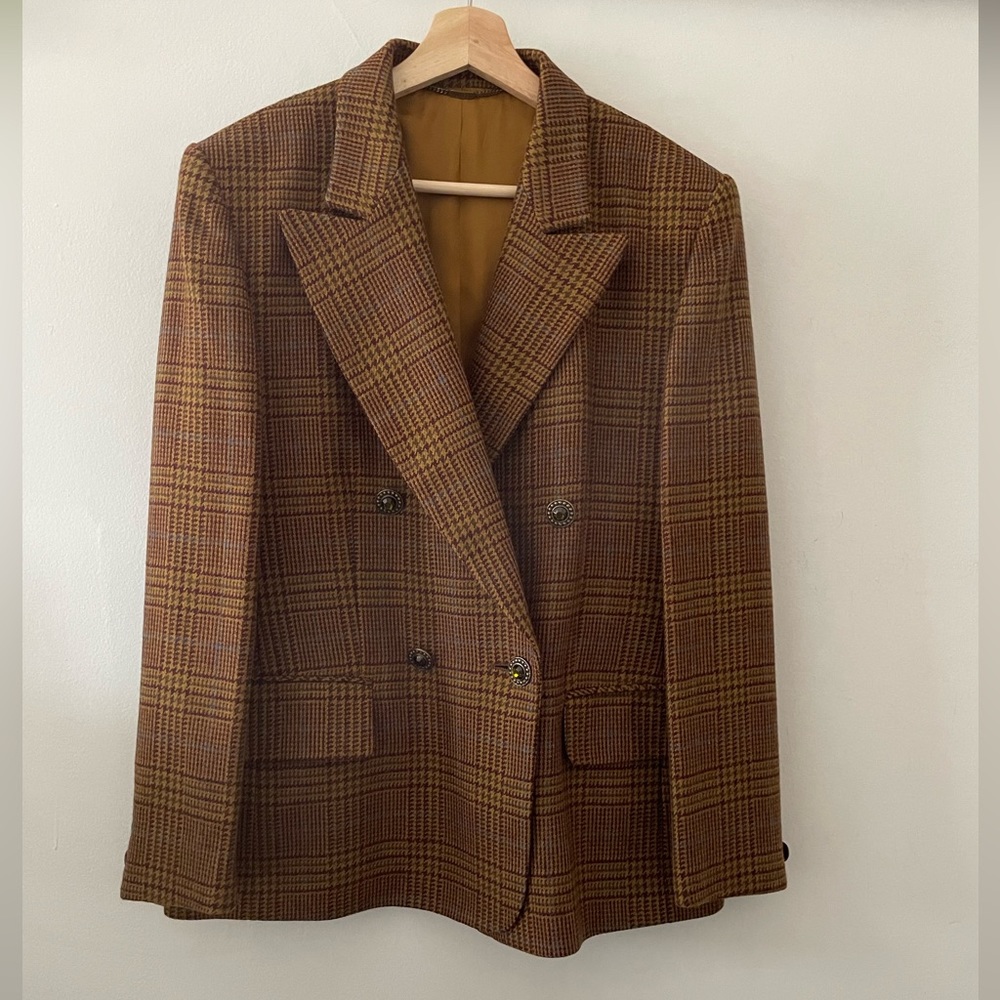 Basler blazer